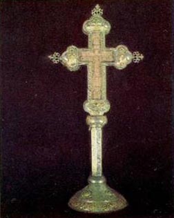 Деревянный резной крест, XVII в.